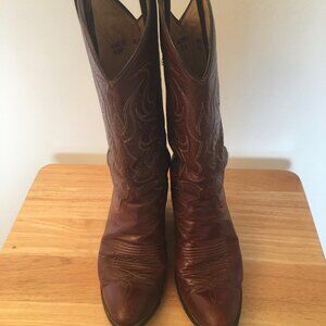 Classic Western Dan Post Brown Leather Boots with Winged Stiching Detail  8.5